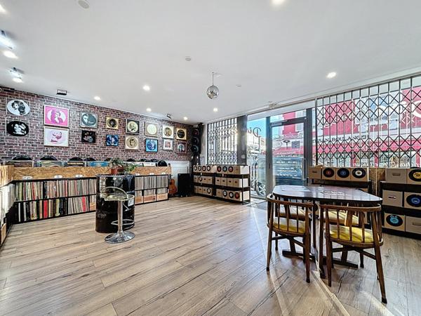 Local commercial idéalement placé à Lamorlaye