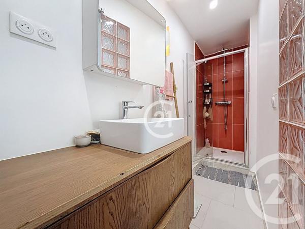 Appartement F2 à vendre  2 pièces - 42,96 m2 MONTREUIL - 93