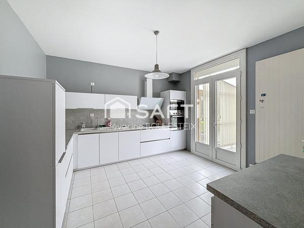 Maison année 30 Ruelle sur Touvre