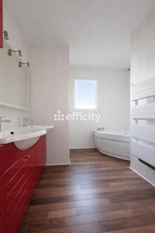 Maison 5 pièces - 121 m²