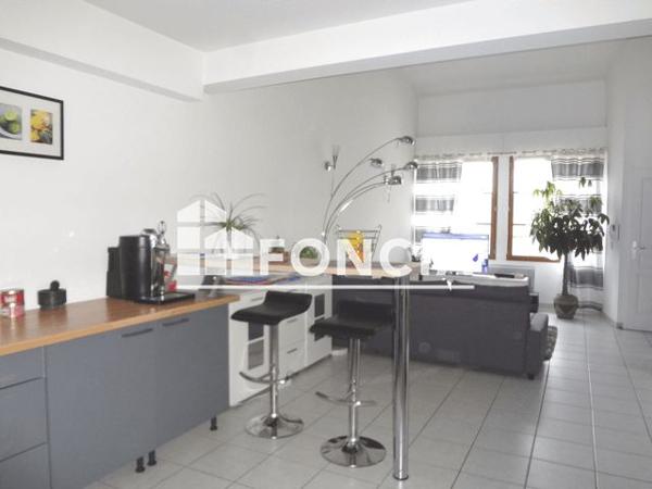 Location Appartement 3 pièces 69.2 m² - PLACE CARNOT Montluel 01120