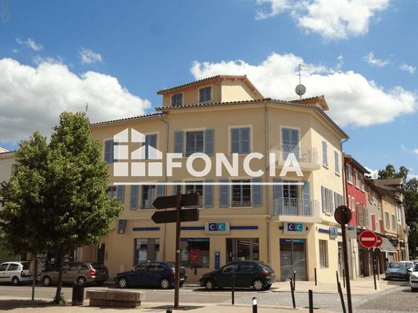 Location Appartement 3 pièces 69.2 m² - PLACE CARNOT Montluel 01120