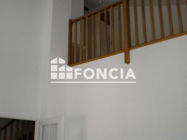 Location Appartement 3 pièces 69.2 m² - PLACE CARNOT Montluel 01120