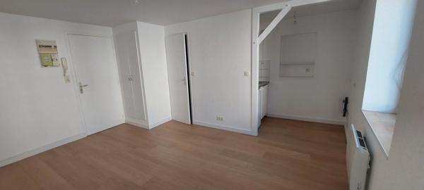 VANDOEUVRE VILLAGE ATYPIQUE APPARTEMENT