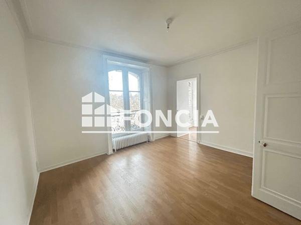 Location Appartement 5 pièces 114.05 m² - 2 RUE DE STRASBOURG Nantes 44000