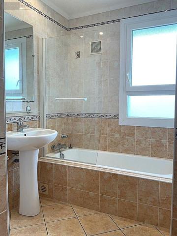 Appartement à vendre à Concarneau dans le Finistère (29900), ref : APPT/1081   
CENTRE