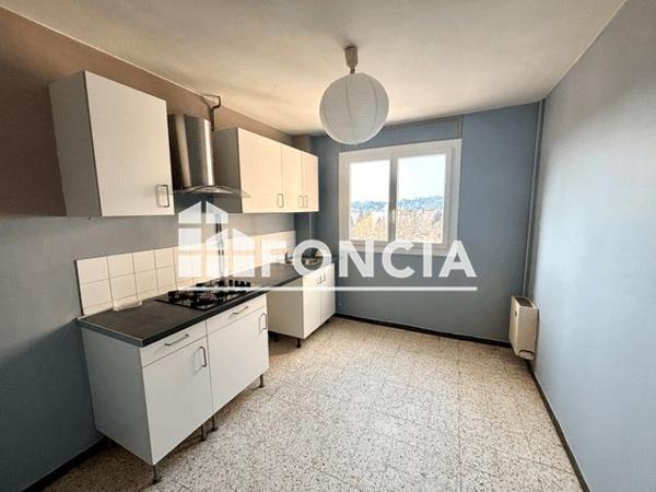 Location Appartement 2 pièces 50 m² - VX CHEMIN DE STE MUSSE Toulon 83100