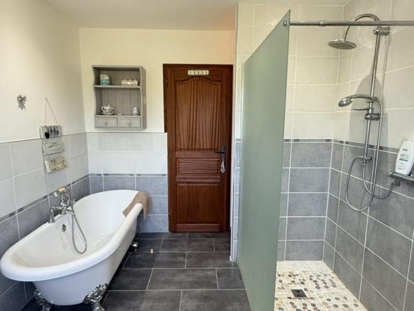 Maison plain-pied Saint-Fort-sur-Gironde 119 m²