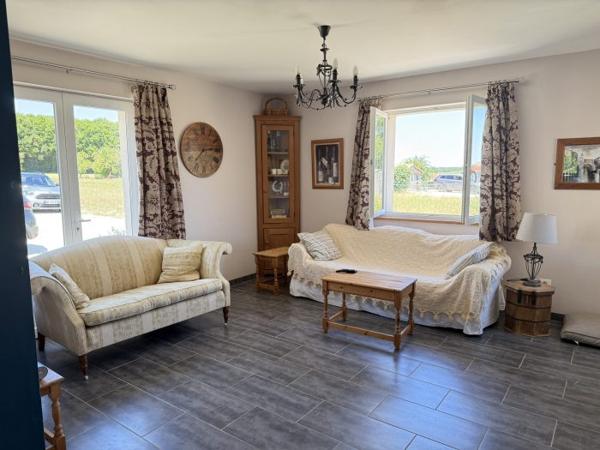 Maison plain-pied Saint-Fort-sur-Gironde 119 m²