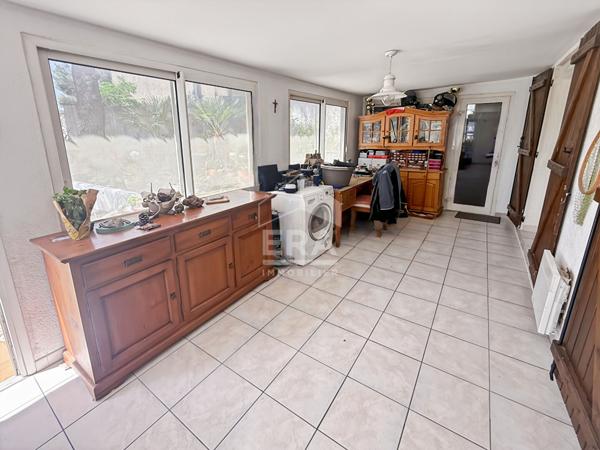 EXCLUSIVITE -Septèmes-Les-Vallons T4 de 87m2 + véranda 20 m2 sur une parcelle de 775 m2
