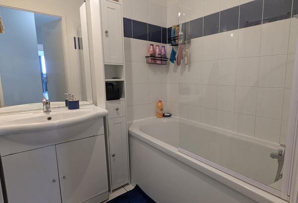 Appartement T3 vendu loué ? Résidence récente et sécurisée à Val-de-Reuil