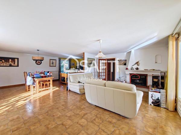 Maison T5 4 chambres 127 m² piscine