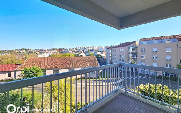 Appartement à vendre    4 pièces • 107,68 m2 Clermont-Ferrand