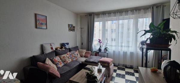 TOURCOING MAISON DE VILLE de 81 m2 HABITABLES ENV, AVEC ATELIER/GARAGE DE 55 M2   - BEAU JARDIN  