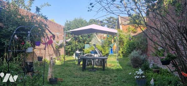 TOURCOING MAISON DE VILLE de 81 m2 HABITABLES ENV, AVEC ATELIER/GARAGE DE 55 M2   - BEAU JARDIN  