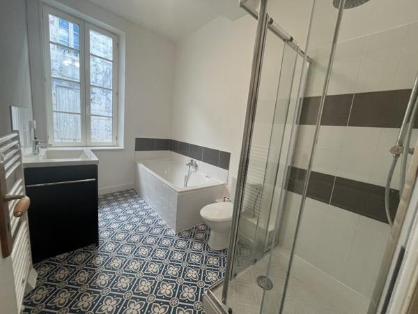 Appartement à louer |  St-Jean-d'Angély |  3 pièces | 70 m²