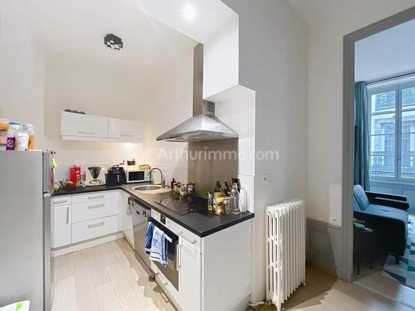 Location                                                      Appartement
                        
                     3 pièces                      80 m2                     à Clermont-Ferrand