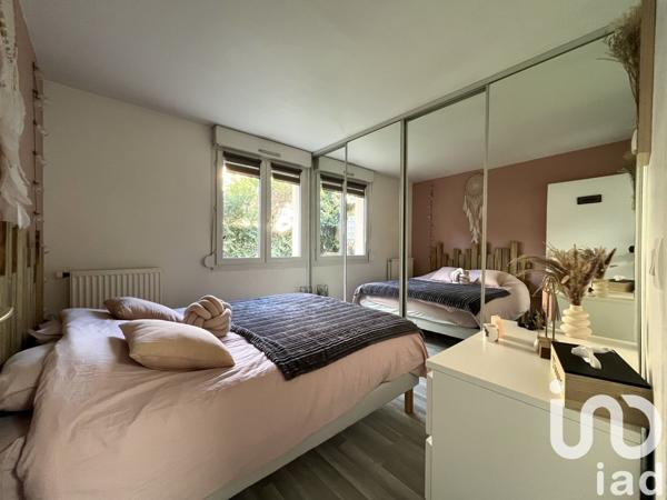 Appartement 3 pièces de 63 m² à Pontault-Combault (77340)