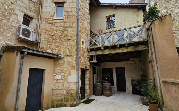 Maison à vendre    6 pièces •  Loudun