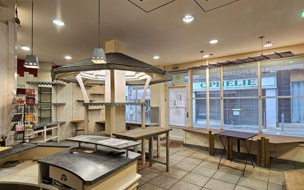 Maison à vendre    6 pièces •  Loudun