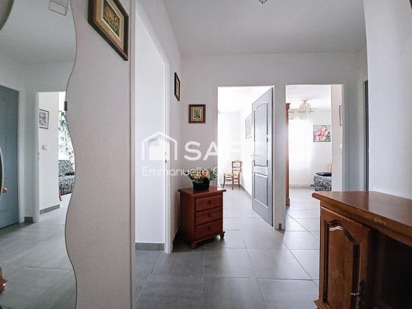 Appartement 2 chambres avec terrasse et garage