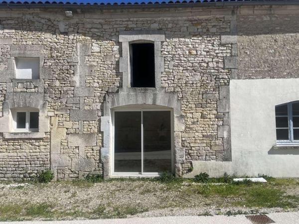 ENSEMBLE IMMOBILIER A RENOVER