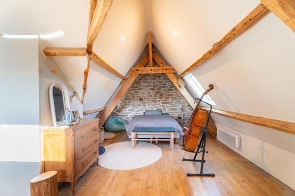 Maison des années 30 rénovée, au coeur d’Albert 1er