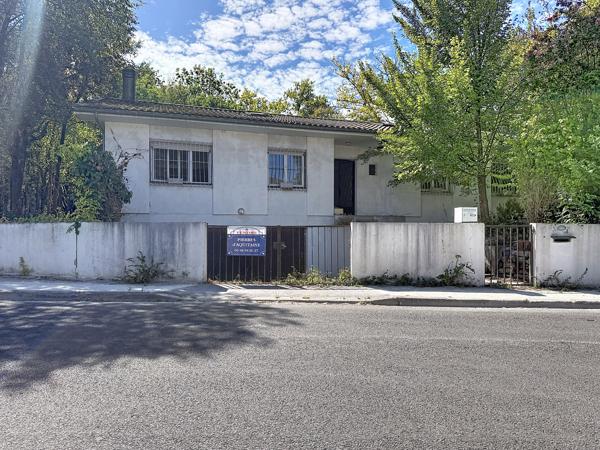 BORDEAUX CAUDÉRAN – MAISON FAMILIALE À RÉNOVER – 3/4 CHAMBRES – GRAND SÉJOUR – VÉRANDA – GARAGE – JARDIN – POT