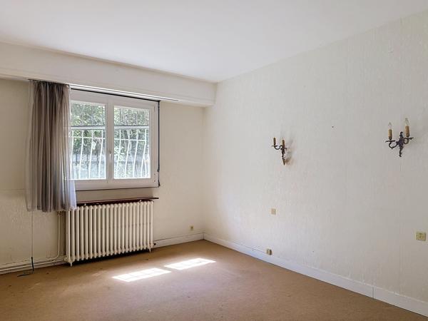 BORDEAUX CAUDÉRAN – MAISON FAMILIALE À RÉNOVER – 3/4 CHAMBRES – GRAND SÉJOUR – VÉRANDA – GARAGE – JARDIN – POT
