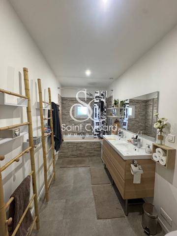 Entièrement rénovée ! – Quartier Saint-Cybard