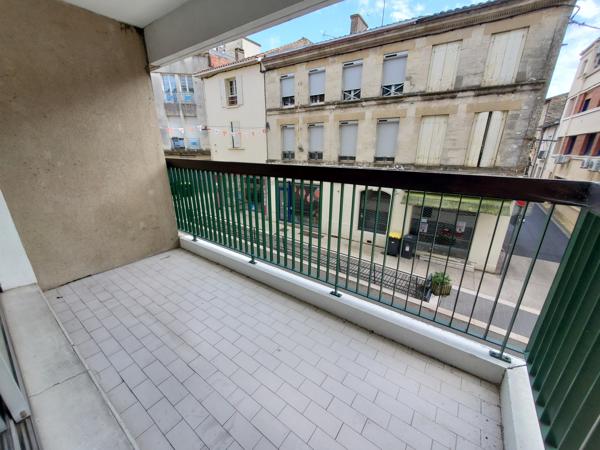 A louer : Appartement 3 pièces avec balcon et parking au centre de MARMANDE
