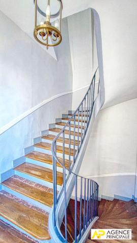 Versailles Notre-Dame Appartement 3 pièces 66,42 m² situé au 1er étage avec cave €548 000 ** - Référence 27459