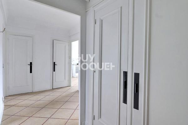 T3 traversant vue dégagée - Quartier Saint Louis