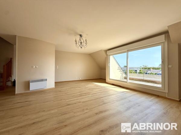 Duplex 3 chambres avec terrasse – Quartier HENRIVILLE AMIENS