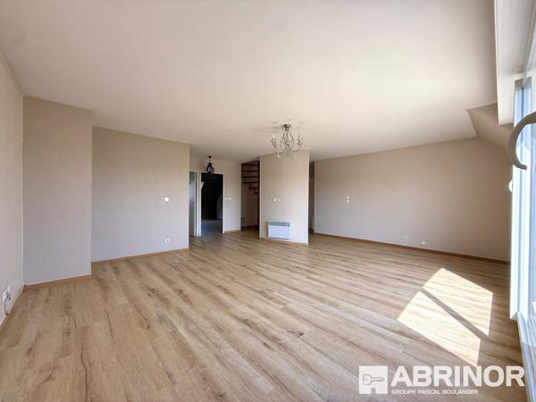 Duplex 3 chambres avec terrasse – Quartier HENRIVILLE AMIENS