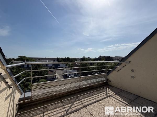 Duplex 3 chambres avec terrasse – Quartier HENRIVILLE AMIENS