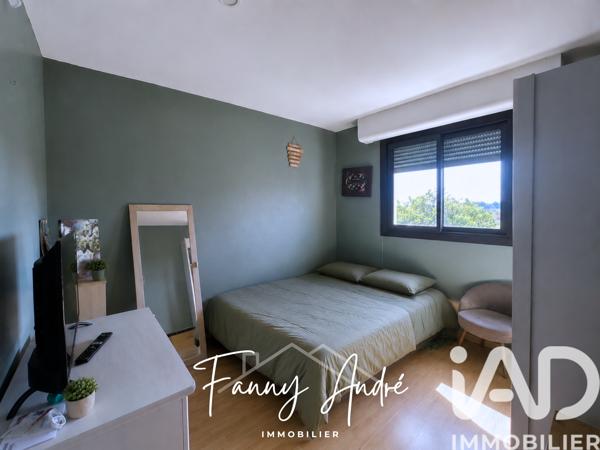 Appartement à vendre 4 pièces 72,8 m² Marseille 13