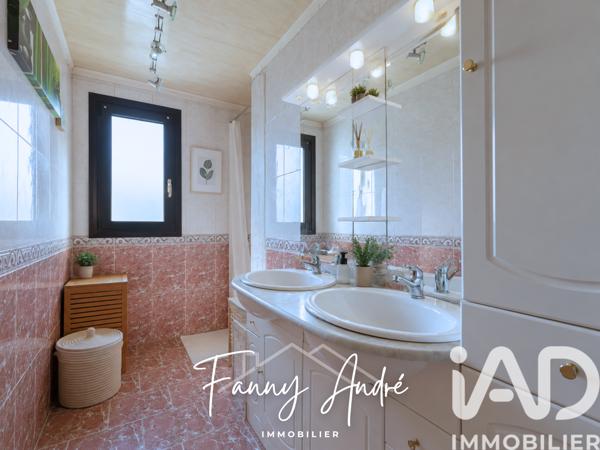 Appartement à vendre 4 pièces 72,8 m² Marseille 13