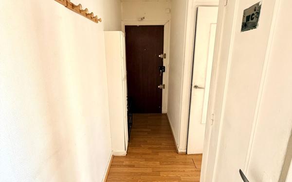 Appartement à vendre    1 pièce • 28,91 m2 Bondy