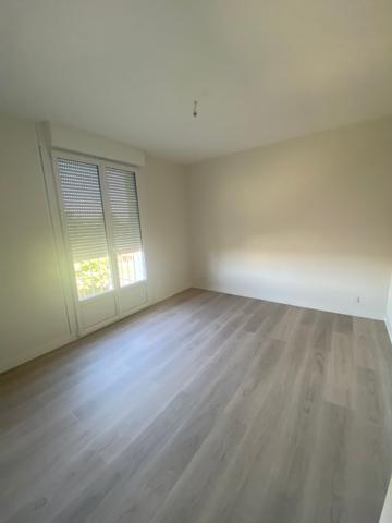 APPARTEMENT T2 QUARTIER PETIT LECLERC NIORT