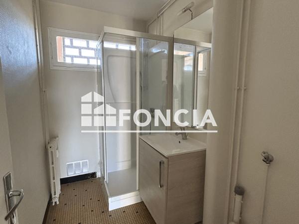 Location Appartement 4 pièces 66.44 m² - 15 RUE DU DOCTEUR MESSINES Agen 47000