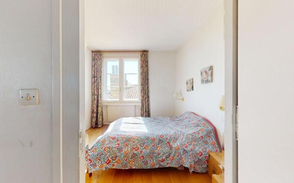 Appartement à vendre    5 pièces • 105,77 m2 Lyon 4