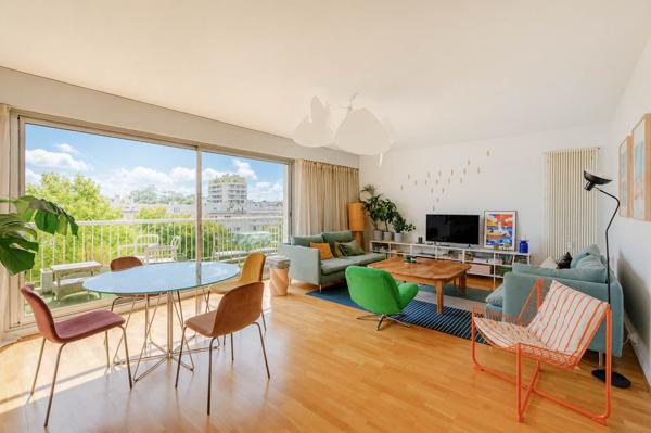 A vendre superbe appartement T5 rénové dernier étage Nantes Monselet Terrasse garage et cave , Nantes A vendre superbe appartement T5 rénové dernier étage Nantes Monselet Terrasse garage et cave , Nantes