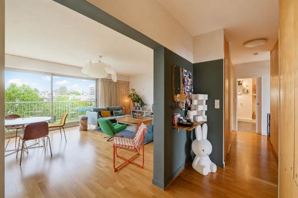 A vendre superbe appartement T5 rénové dernier étage Nantes Monselet Terrasse garage et cave , Nantes A vendre superbe appartement T5 rénové dernier étage Nantes Monselet Terrasse garage et cave , Nantes