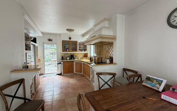 Maison à vendre    4 pièces • 119,50 m2 Gattières