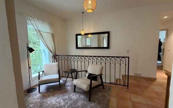 Maison à vendre    4 pièces • 119,50 m2 Gattières