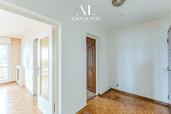 Marseille (13009) MAJOLU - T3/4 de 74 m² avec balcon et parking