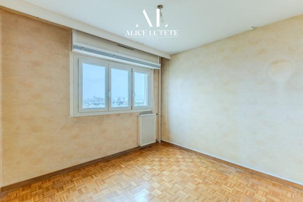 Marseille (13009) MAJOLU - T3/4 de 74 m² avec balcon et parking