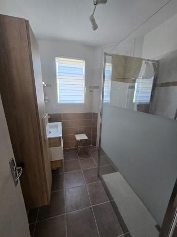 VILLA 157 m² - olivette, Double garage et atelier
