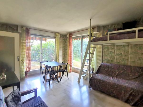 NICE NORD : STUDIO REZ-DE-JARDIN - POSSIBILITE GARAGE